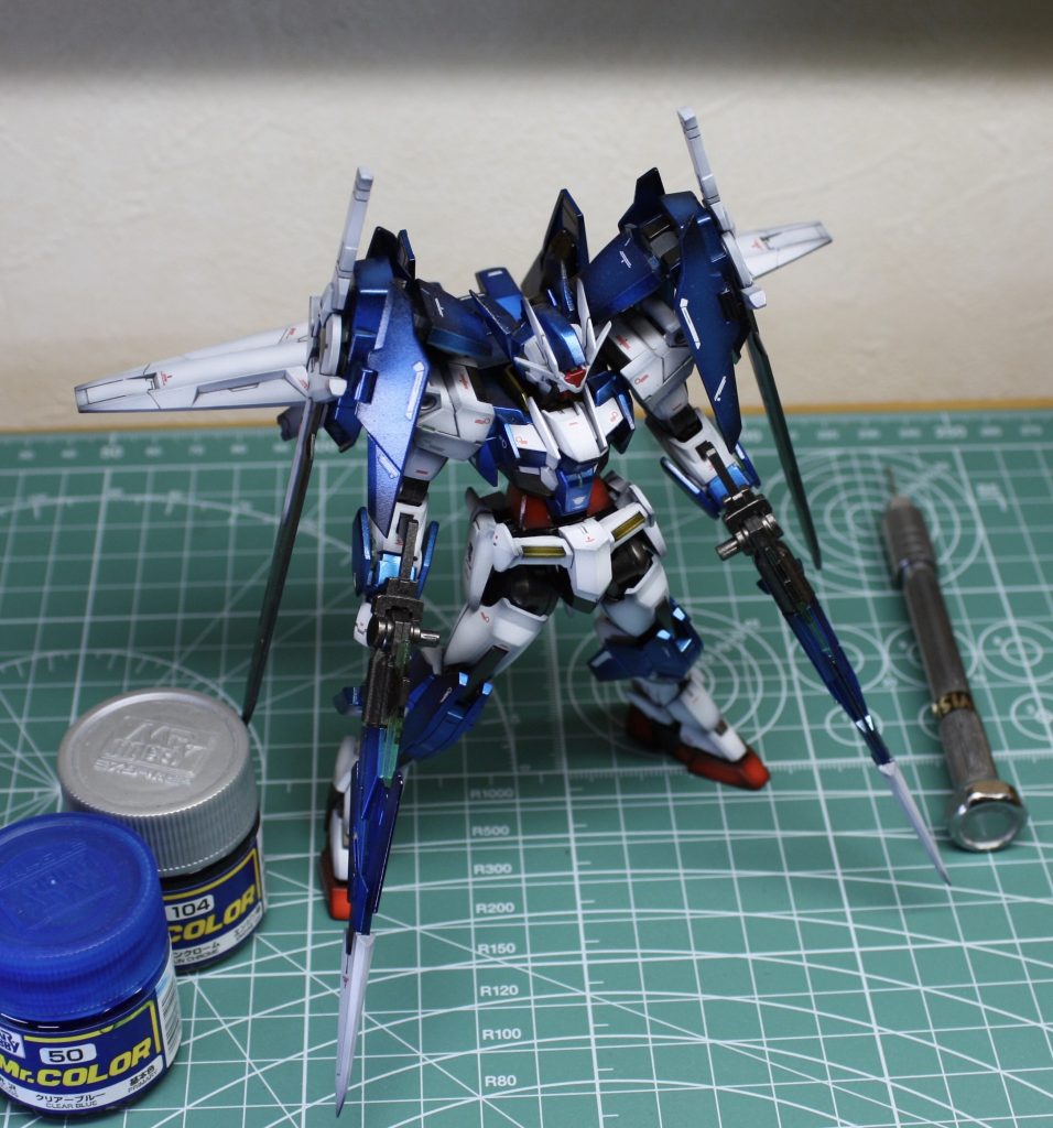 スーパーGNソードの銃口は真鍮パイプに置き換えたりしてます。