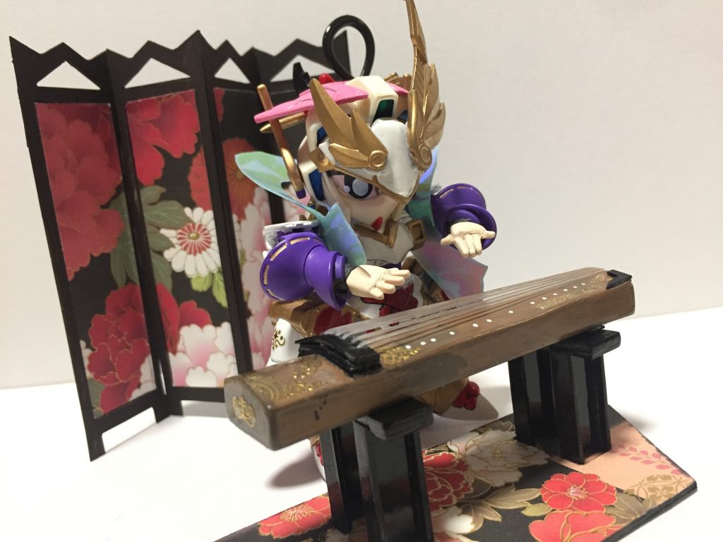 屏風と飾ると華やかに。