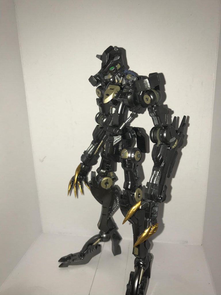 内部までちゃんと塗ってあります。というより内部の方が気合入れて塗りました。ほとんど見えなくなりましたがw