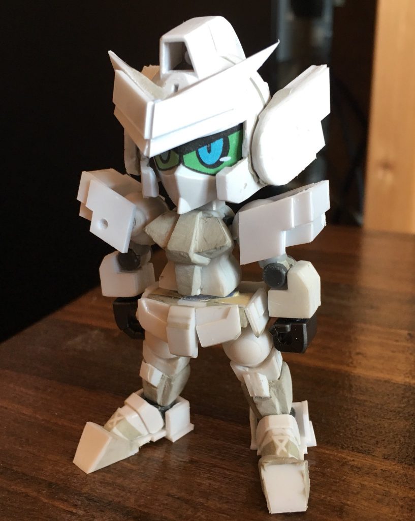 最終的にほぼプラ板とパテの塊に…