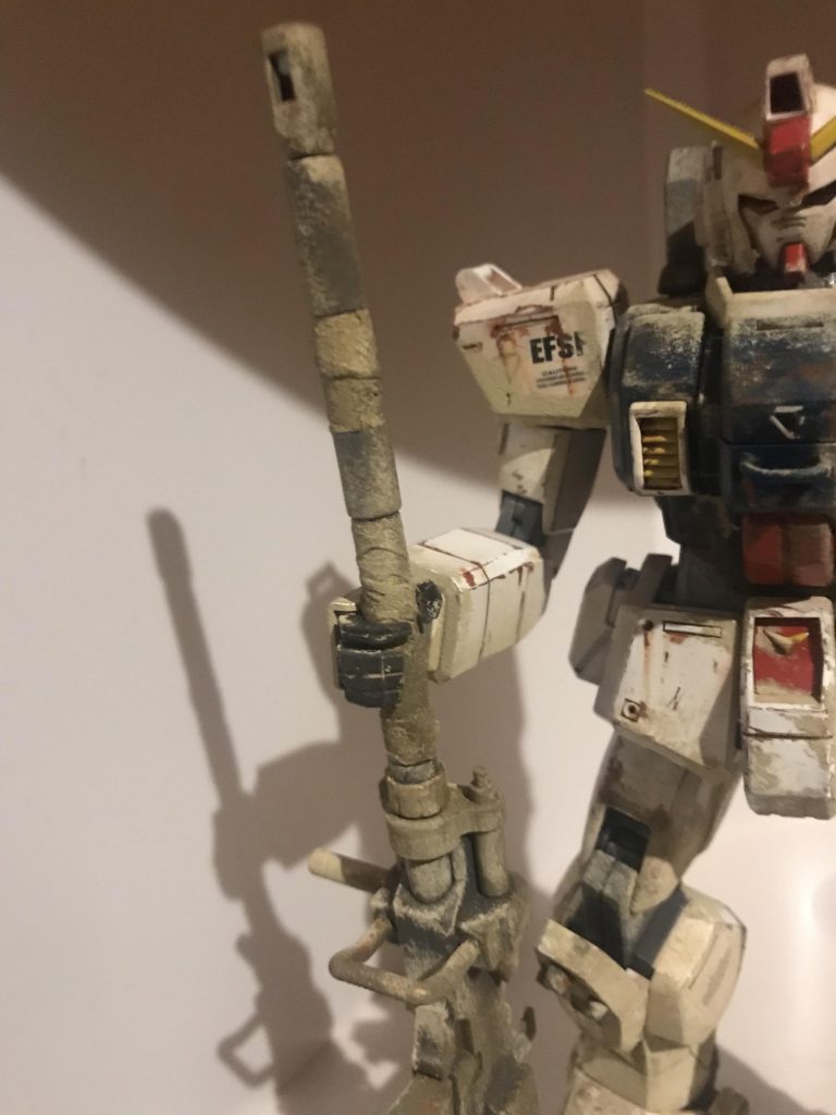 武器にはマスキングテープを巻いて塗装…布を巻いてる感じでてる？