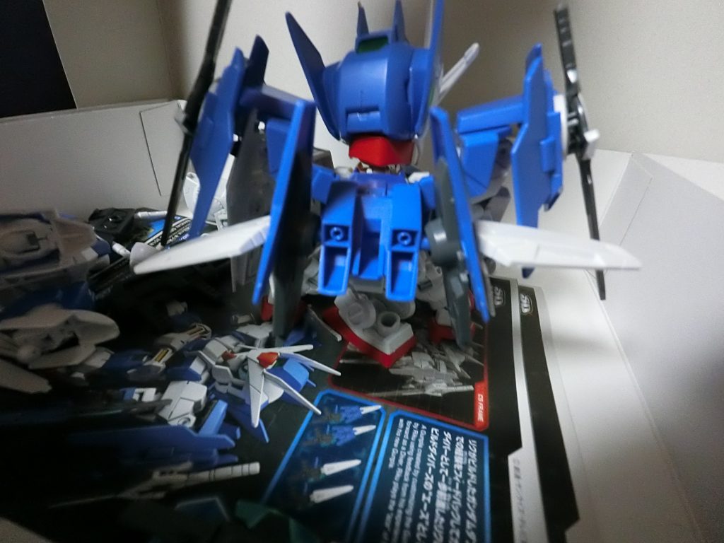 後ろから。ダイバーのヘッドパーツがはまらなかったので本当のかぶせるだけに