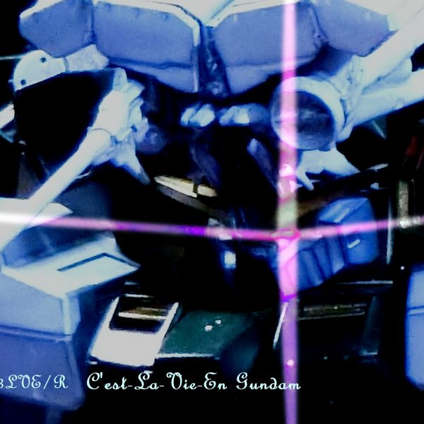 GN-008LVE/R　セラヴィアンガンダム