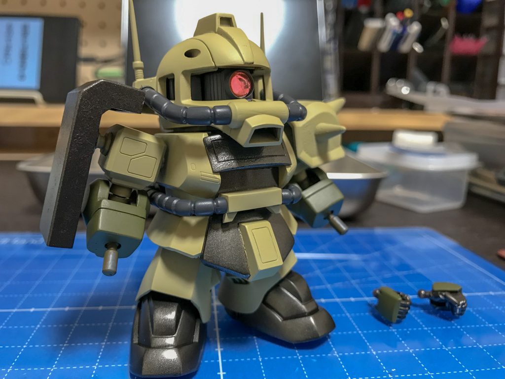 汚し前。ダークイエローが下地の影響なのか元々こういう色なのかグリーンぽくなってしまい残念。