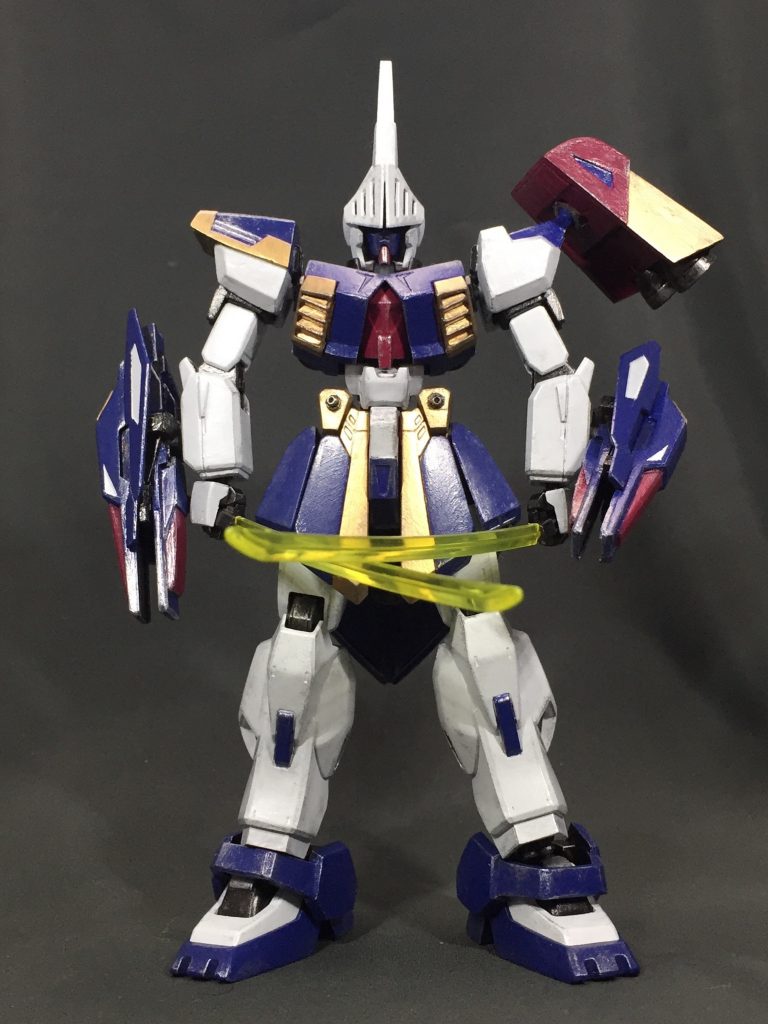 実は中身はMk2
ビルドMk2をブースター無しの単機で高機動化を目指し、
Mk2 ストライカーとして制作中だったが、
急遽、納入先が聖オデッサ女子学園になった為、頭部パーツのみ改修
したとかなんとか…