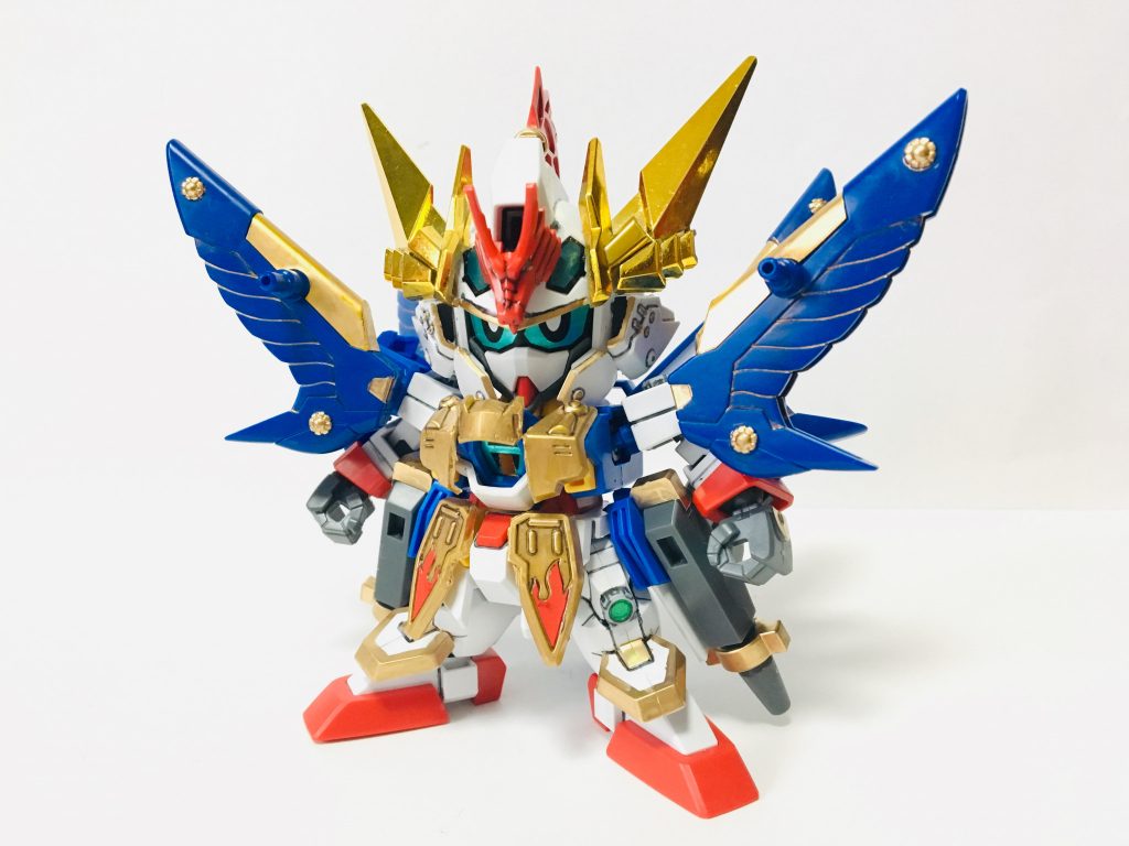 通常形態フロント。
腰に二丁銃「空攻無(アセム)」「由乃明(ユノア)」を携える。