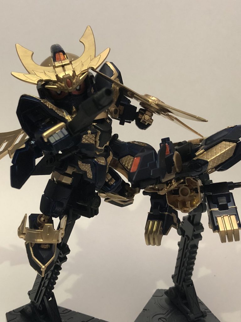 SDの写真を撮るのは初めてなのでなかなかカッコいいポージングがわかりません笑