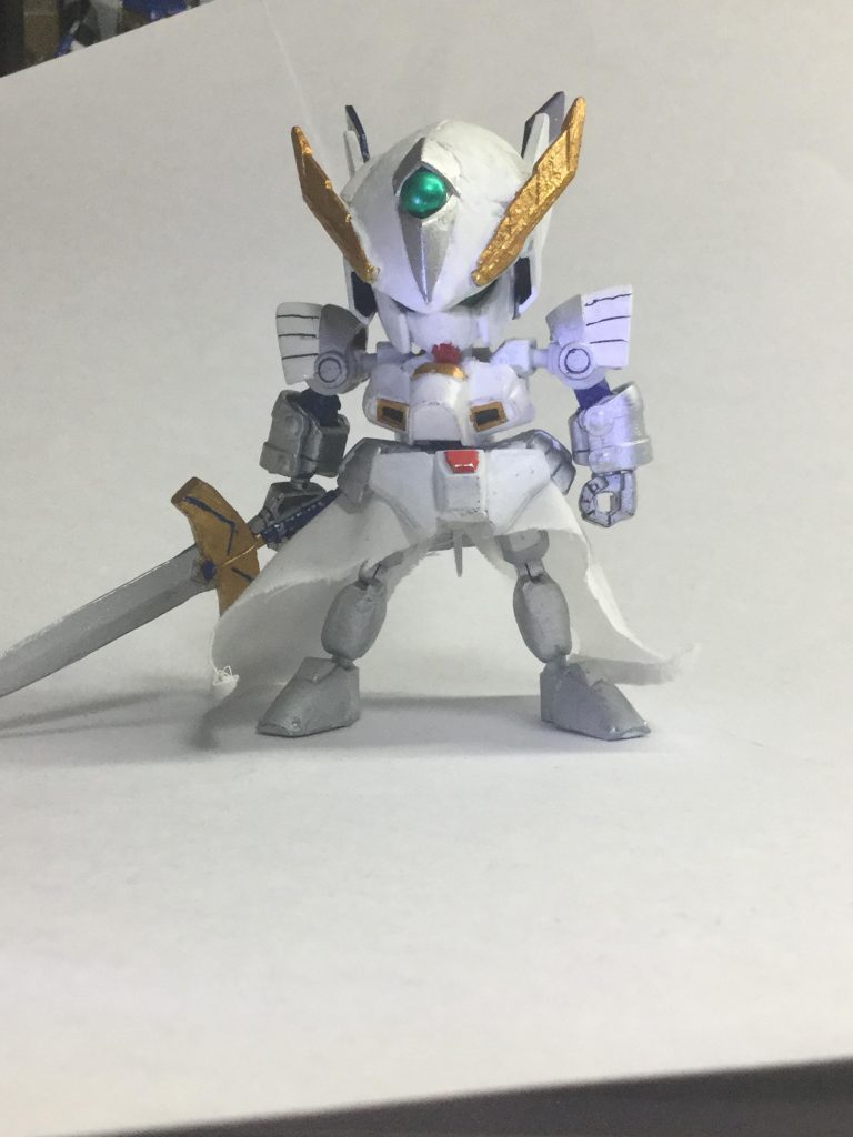 騎士っぽくて身軽そうな感じにしたかったのでシンプル