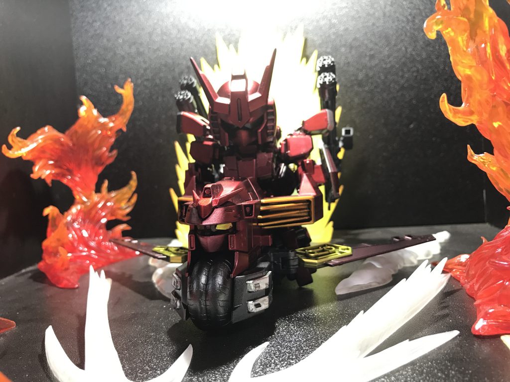 馬に変形する馬イクは用意出来なかったので、キャプテンガンダムに付属のガンバイカーをレッドウォーリア仕様に改造しています！