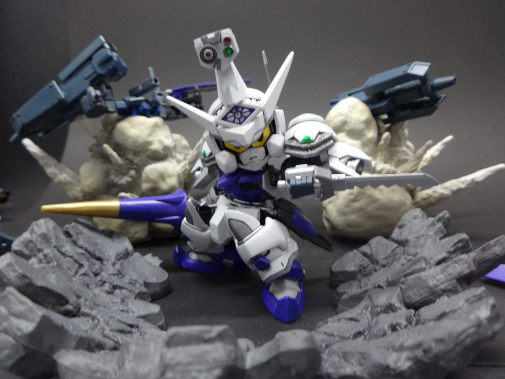 次元戦国時代に転移したキマリスは、
紫の鎧の漢が指揮する【黒歴史】と名乗る軍勢と戦闘になった。
消耗戦を強いられ弾薬は付き、アインはキマリスを護り、活動を停止してしまう…。
「お前たちはなんなんだ!
 何故…アインを……戦友の命を奪った!?」