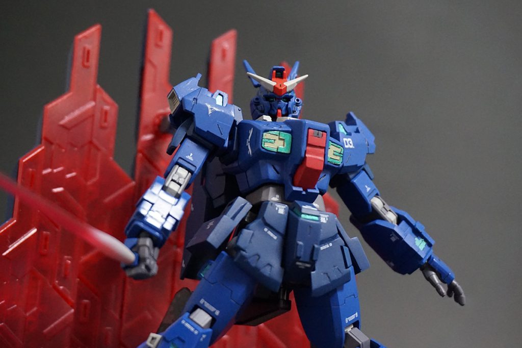 ビームサーベルはグラデーション塗装しています。