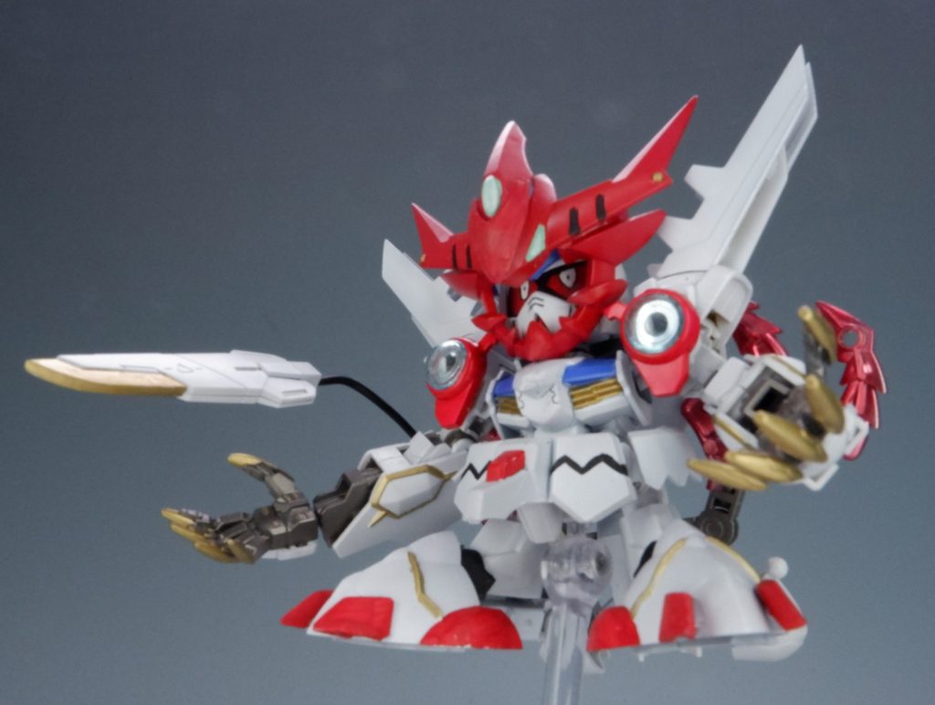 「火威獣丸、改め【烈駆主頑駄無】だッ!!!!」
バルバトスルプスレクスのテイルブレードが破異武立闘のケーブルの役割です。