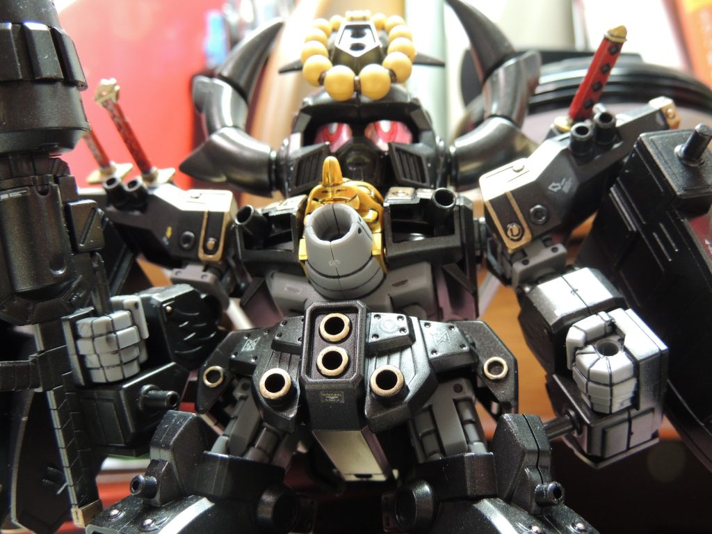 黒鉄ガンダム–2枚目/制作者：トランキーロニッパー