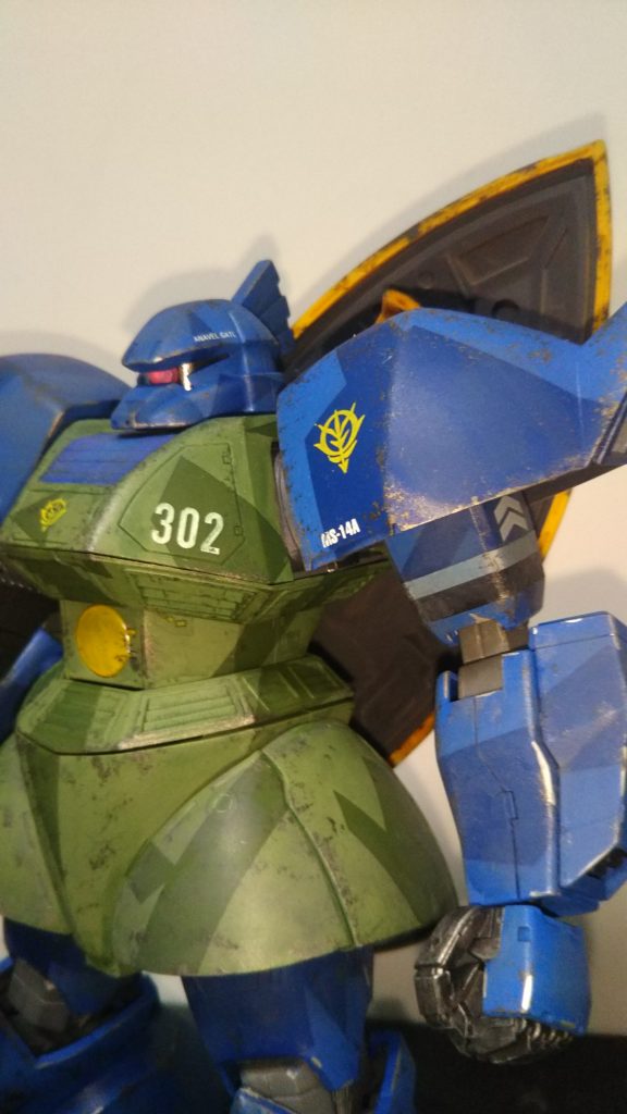 バストアップ接写、久々のMG作りごたえありますね。