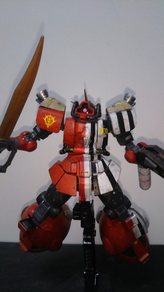 前面構え。なぎなたもこの後ビーム化したかな。