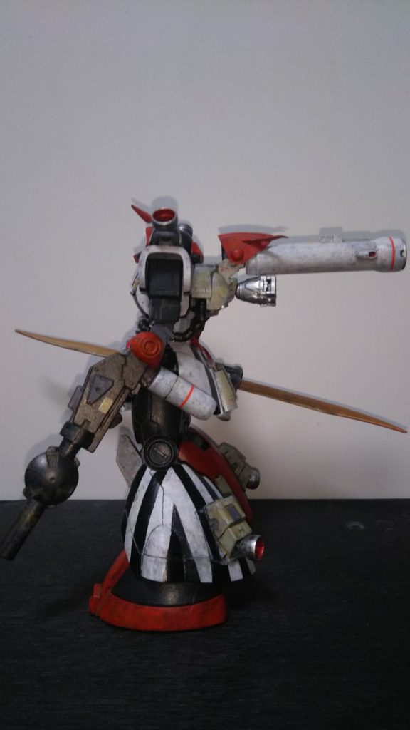 横から。試験機なので実験結果は
持ち帰らなければ、ということで、試験終了後はブースター全開で帰還！