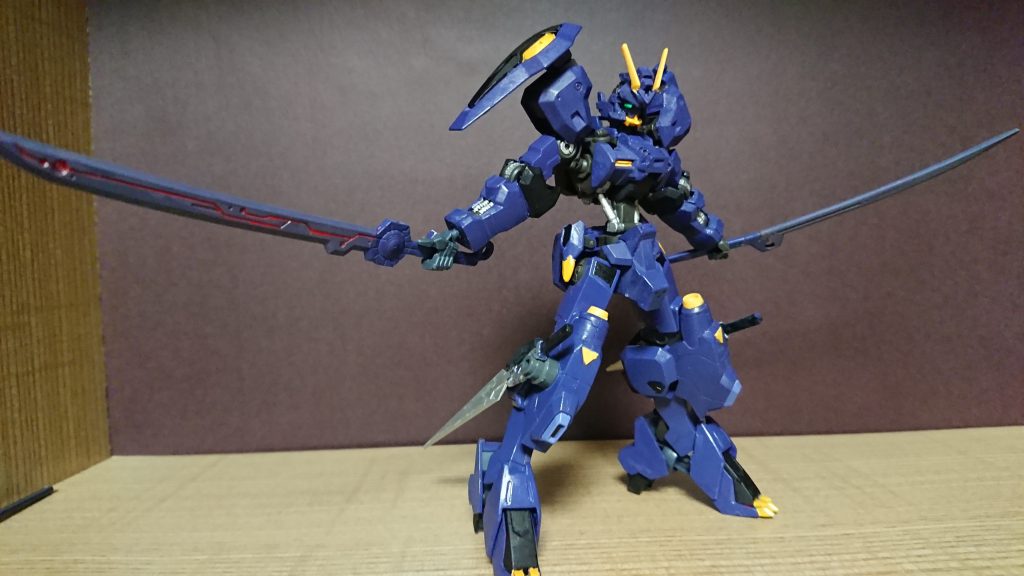 太刀二刀流
アスタロトオリジンのγナノラミネートソードとキマリスヴィダールの刀による二刀流です、これでバエルと一騎討ちしてほしい。