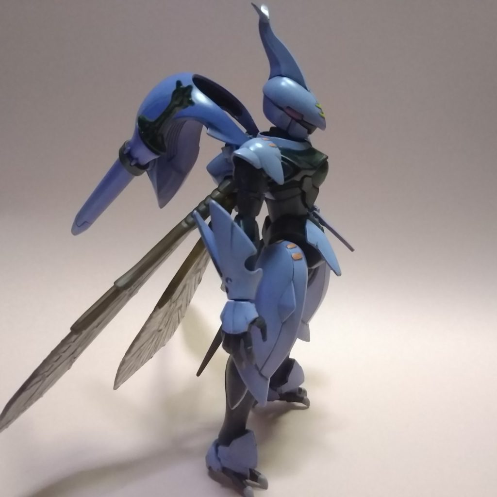 マーベル専用に再設計された とか、簡易量産型のダンバインみたいなイメージで制作してみました。