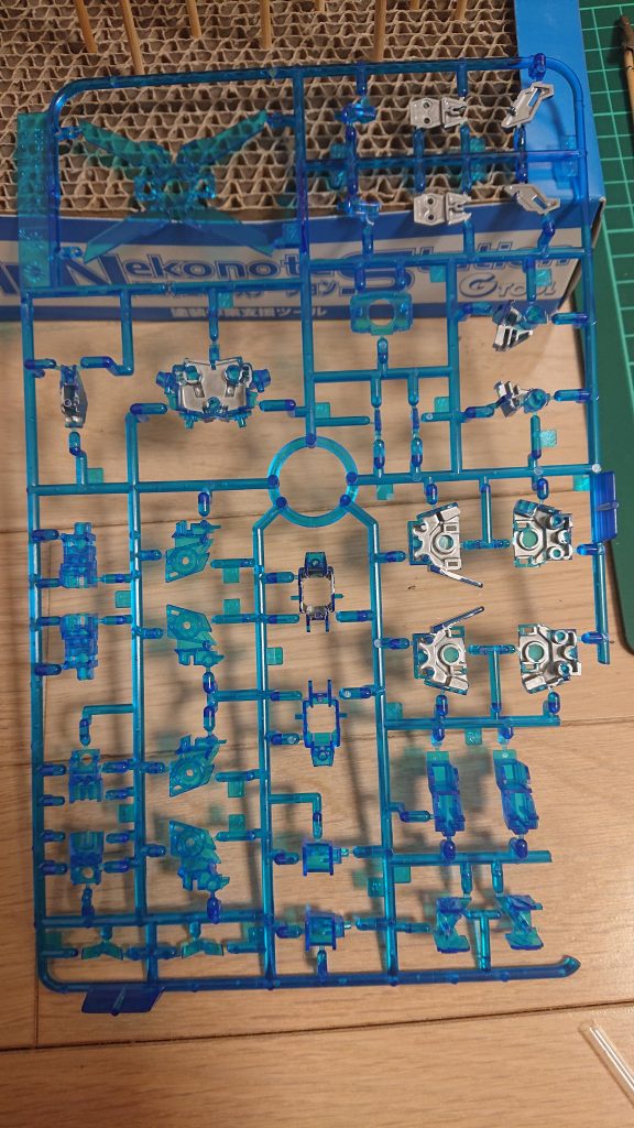 裏からクロームシルバー塗装