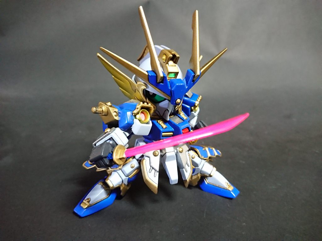 愛刀の閃光(ビーム)刀。ガンダムベース限定の武者ゴッド丸の刀から作りました。シースルーですよ(*・∀・*)ノ