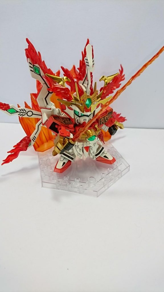 写真じゃわかりにくいですが長いエフェクトも製作。