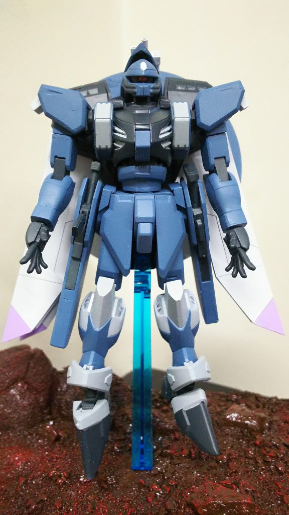 腹部から上は上下稼働するので反り返りも出来る