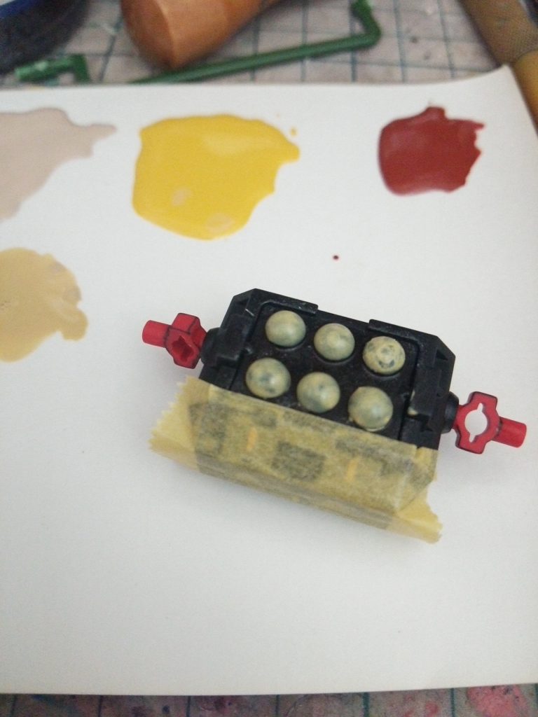 たこ焼き塗装中の画像です