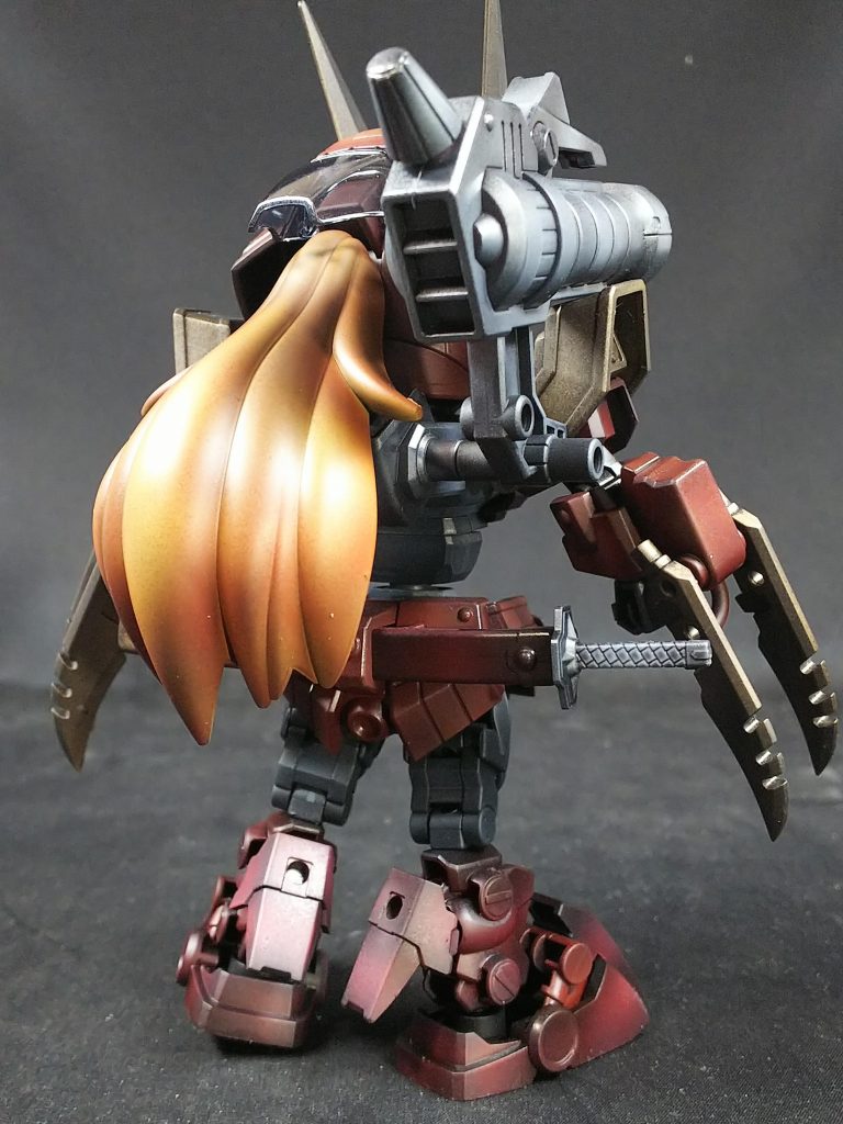 髪の毛もグラデーション効果でふわっと感覚。脚も延長したのでSDとは思えない出で立ちに。