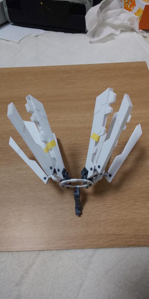 バックパックはアーム部分以外はフルクスラッチです。製作時間の殆どがバックパックでした…