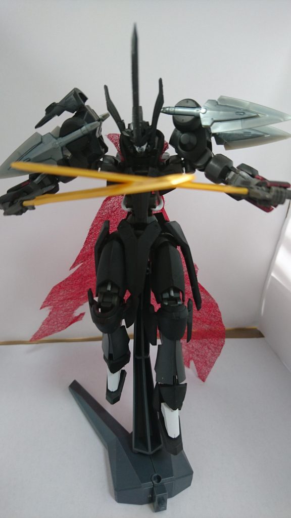 リメイク前。
まだ武装のコンセプトが決まっておらず、持ち合わせていたビルダーズパーツを寄せ集めた状態。