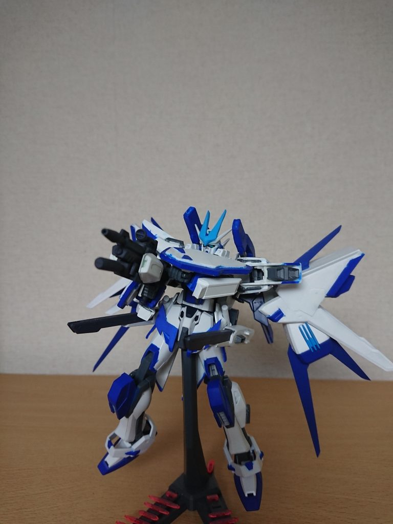 デュエルのライフルをベースにストライクので延長した専用ライフル
後述の対艦刀も未実装だったビーム発射機構も兼ねてるためストライカーのビームキャノンと合わせてフルバースト可能