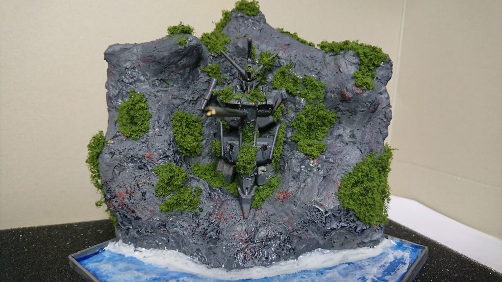 脱け殻の巨像–2枚目/制作者：YASAGURE