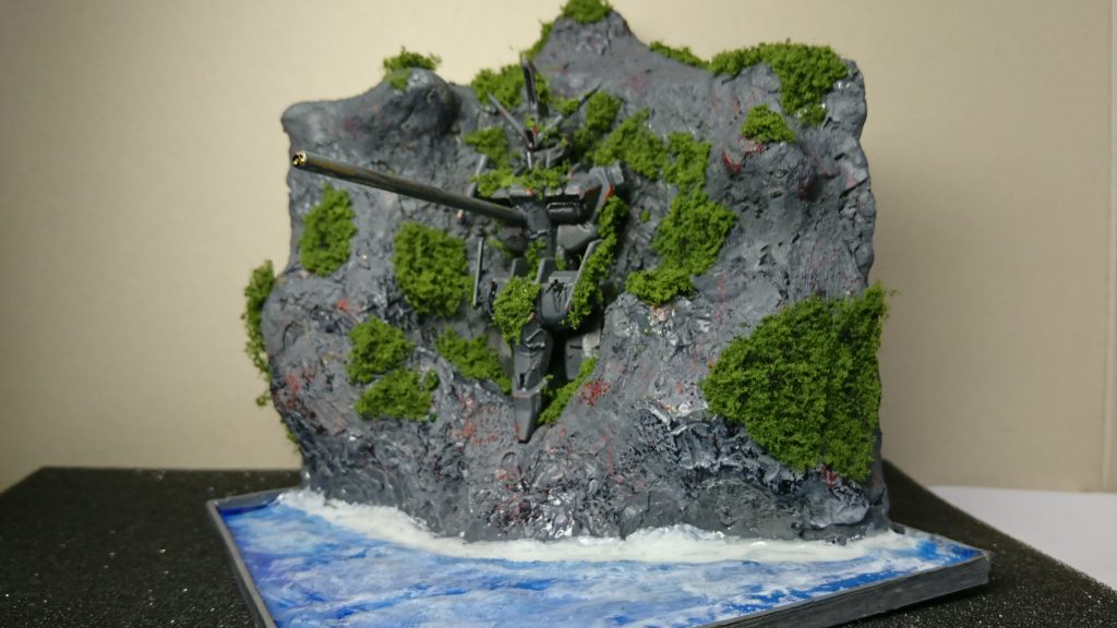 脱け殻の巨像–3枚目/制作者：YASAGURE