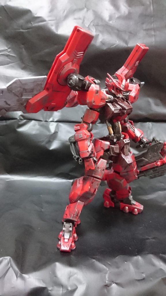 関節を追加したごとによって肩と水平に展開出来ます