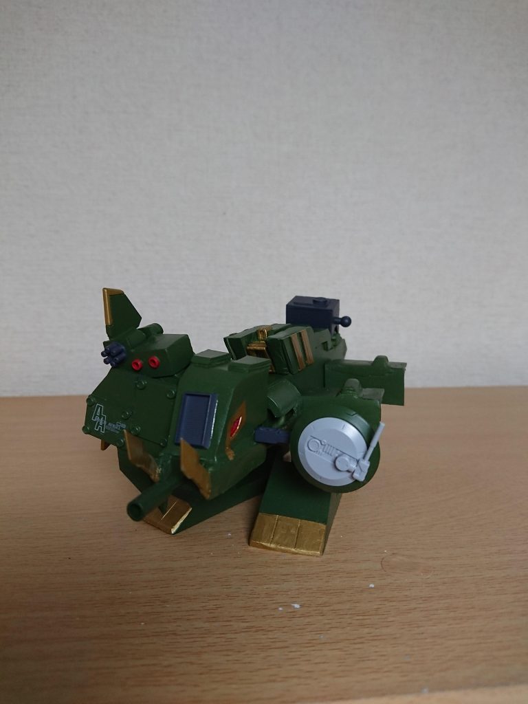 ランチャーストライカー 「ガネーシャ」
ランチャー+象のストライカーパック
これだけ特別でストライカーに武器がつくのではなく
本体が武器となっている
自立型ストライカーのため単独行動可能