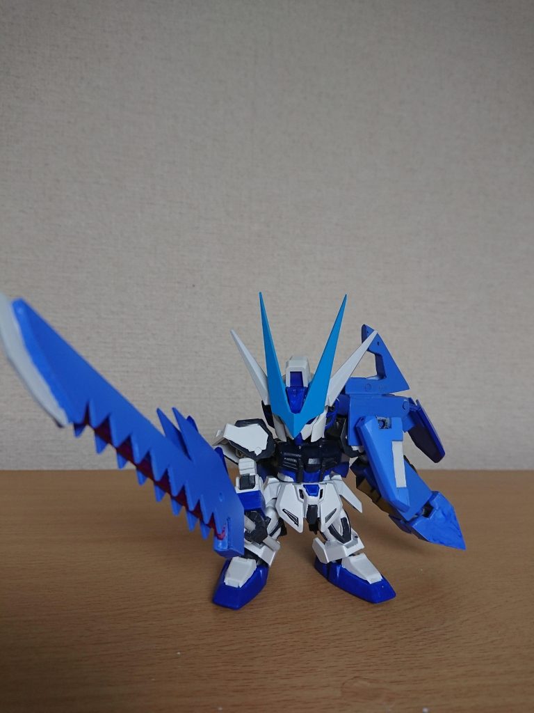 SDALSのソード版
実はHGのと同じ位の大きさの対艦刀
「タウ・フォーゲル」を以て敵を叩き斬る
その斬撃は雷をも両断するとか