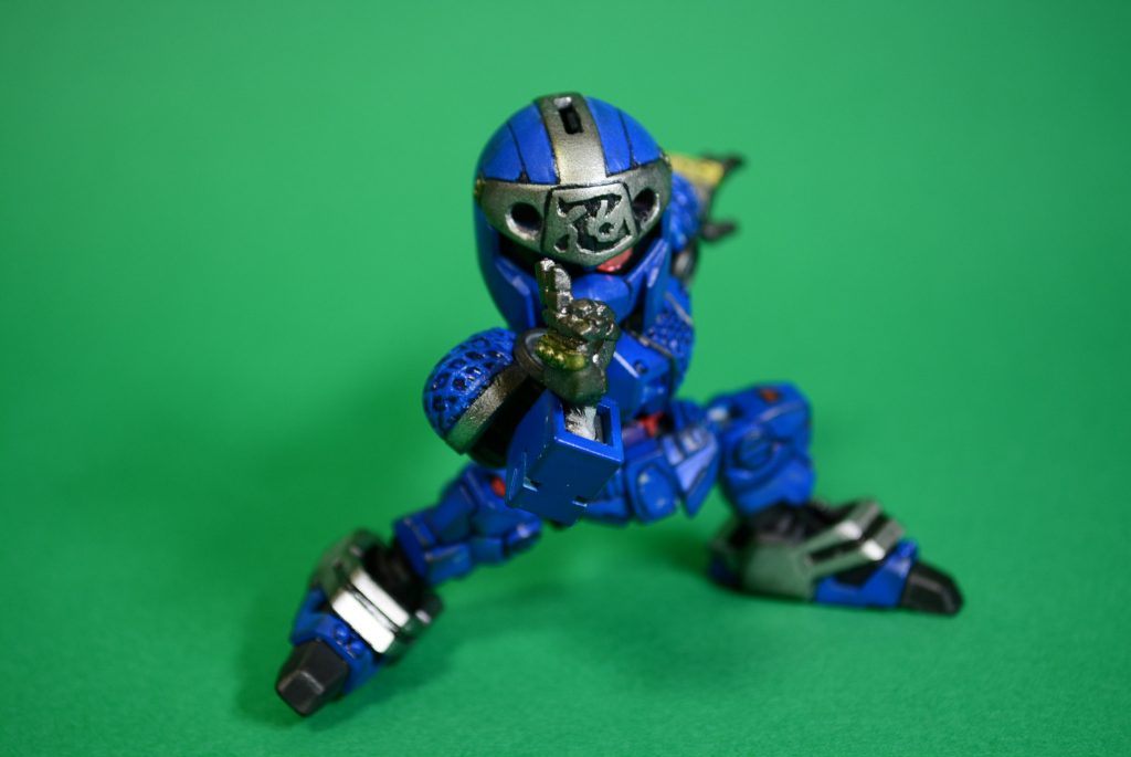 軽装、ともかく忍者なので稼働をできるだけ仕込んでます。