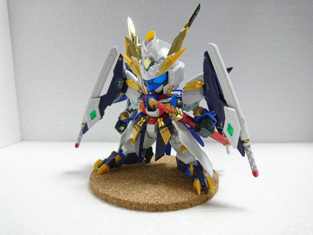 ソードファンネル部分に刀を盛り込みたくて全身刀装備に。