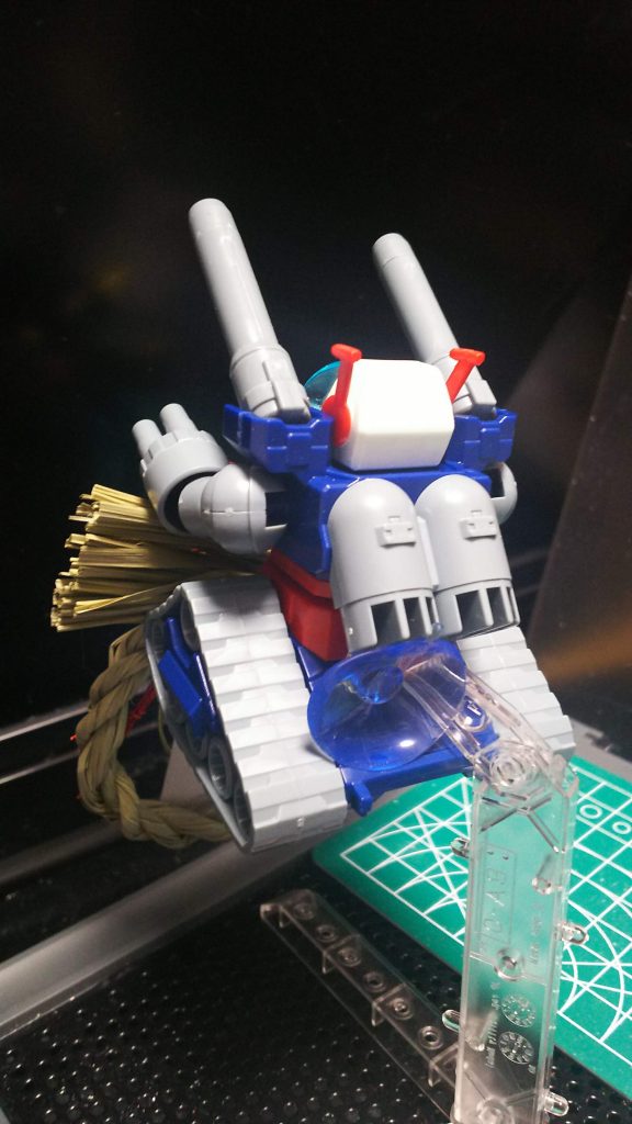 では注連飾り（しめかざり）は片付けまして