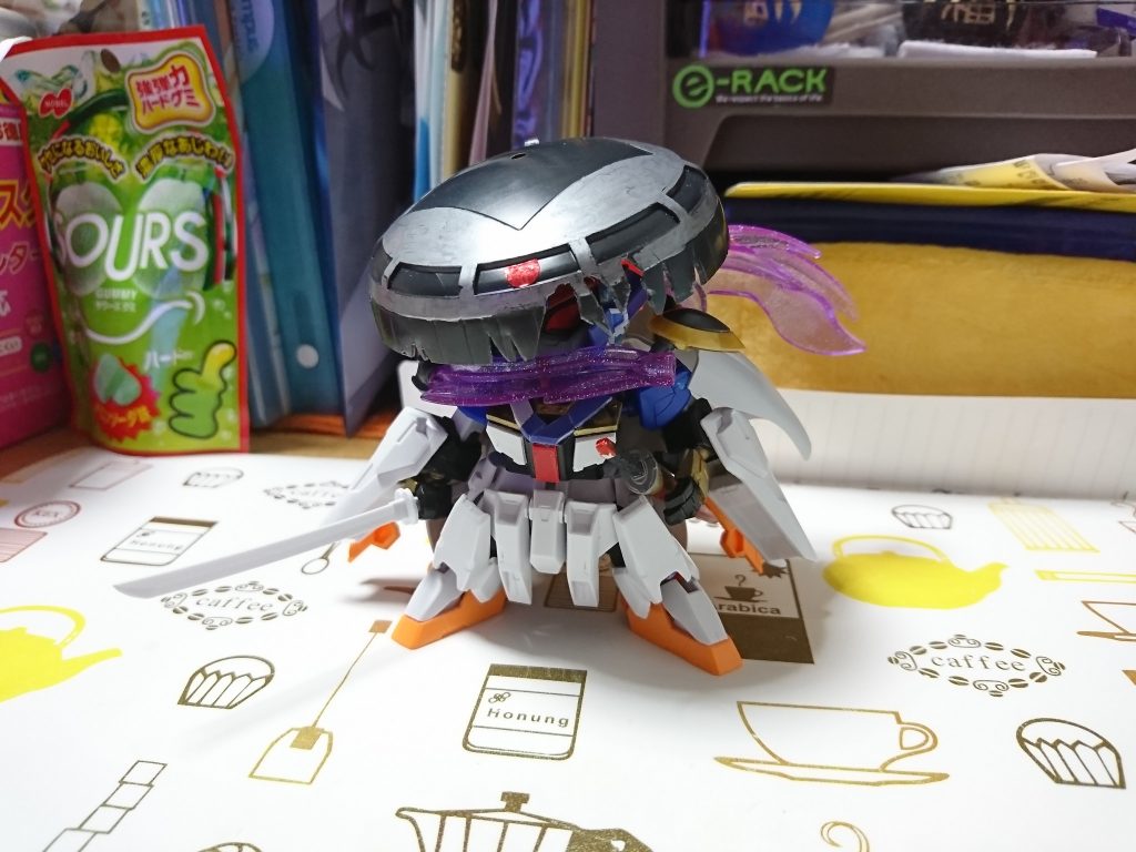 同じ声優繋がりなのと、たまたまジャンクパーツに残っていた笠が無かったら作ろうとは思わなかった…