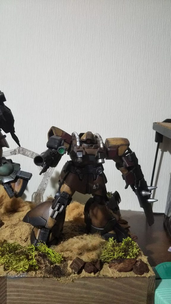 砂漠のコアラ隊–2枚目/制作者：ブルックコバヤン