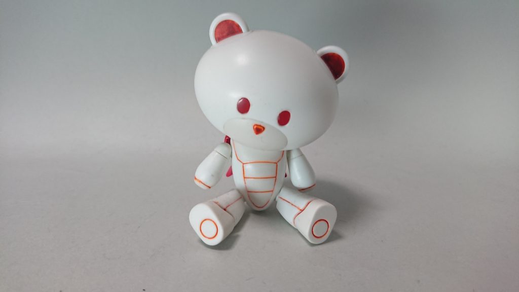 『アルビノッガイ』
目にはクリアパーツをはめています。
『リューター』を使ってみたかっただけですねw