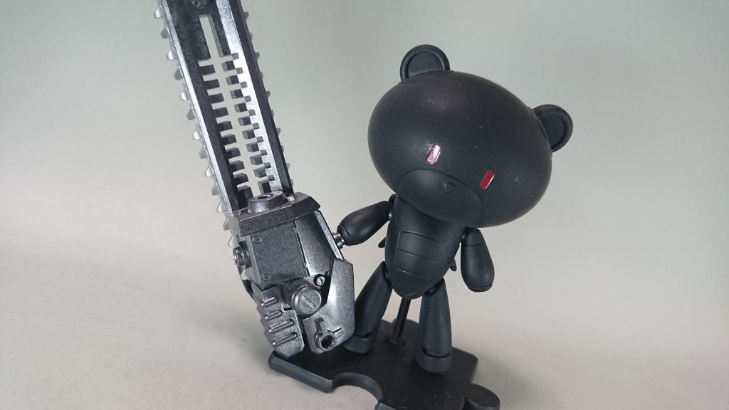 『ブラックプチッガイ』
『ただひたすらに真っ黒、そして目は赤く』それだけを考えて、チェーンソーを持たせるという、ものすごい安直な……。