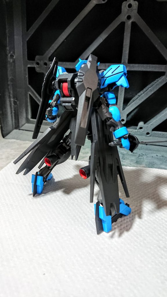 HG ガンダムヴィダール–3枚目/制作者：高里 箒