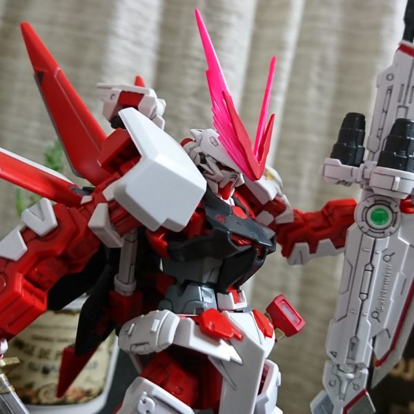 ガンダムアストレイレッドフレーム