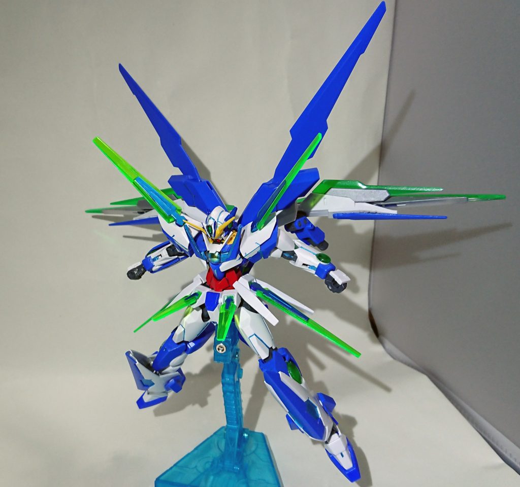 ファンネルとソードビット射出体勢