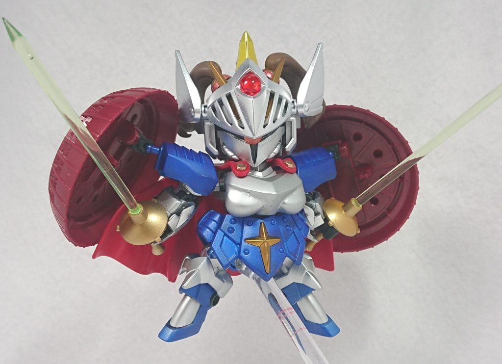 *「さあ、どこからでもかかってらっしゃい!」*
二刀流と言えばこのポーズをさせたくなる…