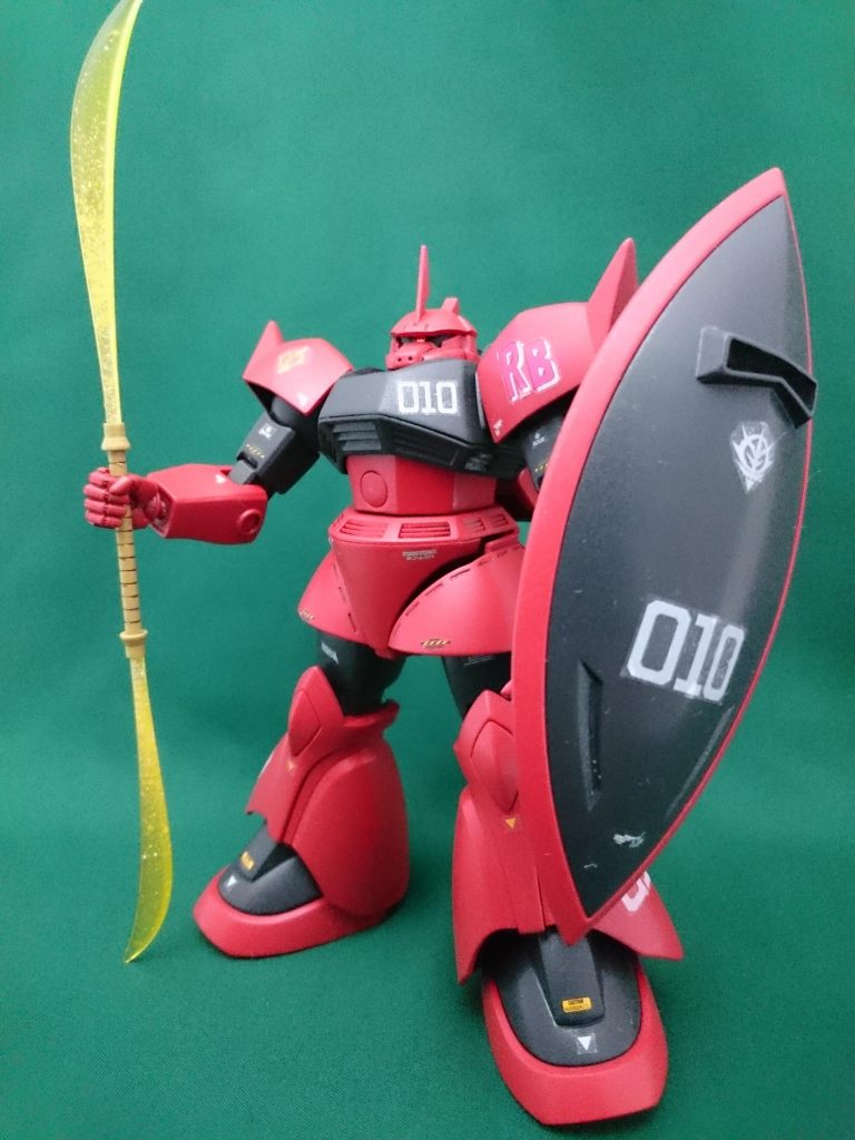 長刀はホワイトでグラデーション