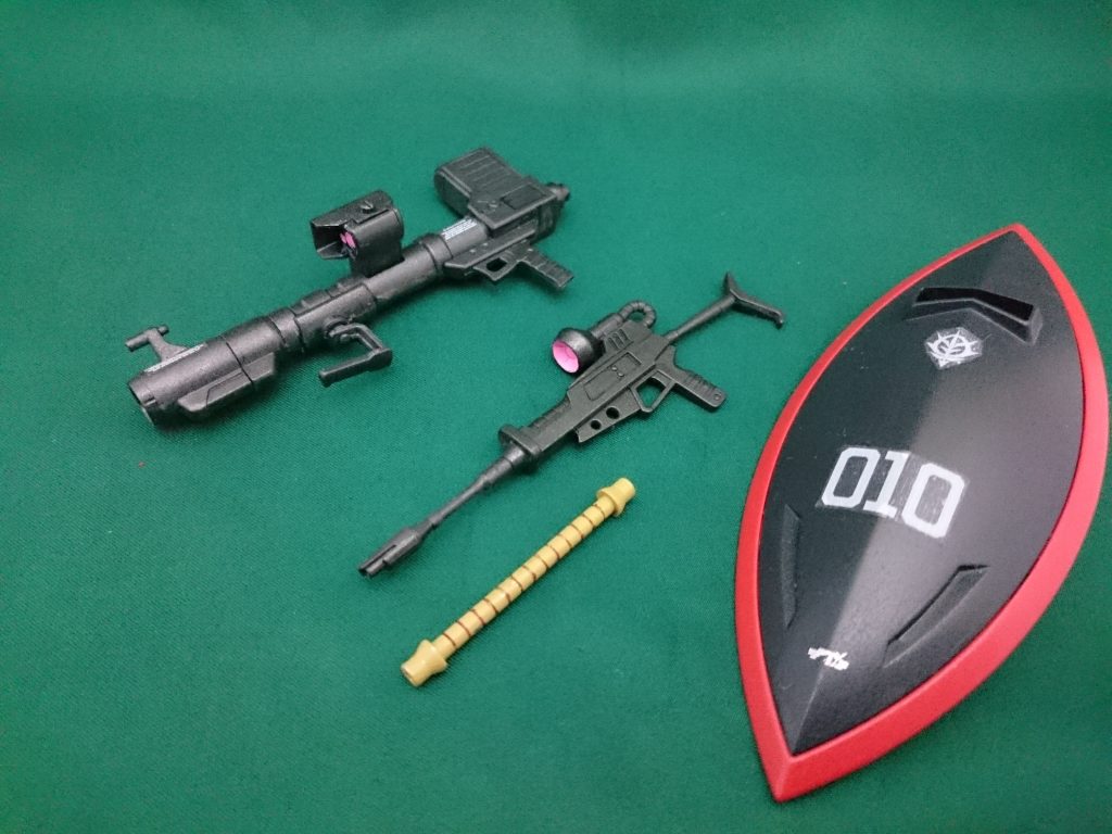 塗り分けた武器類