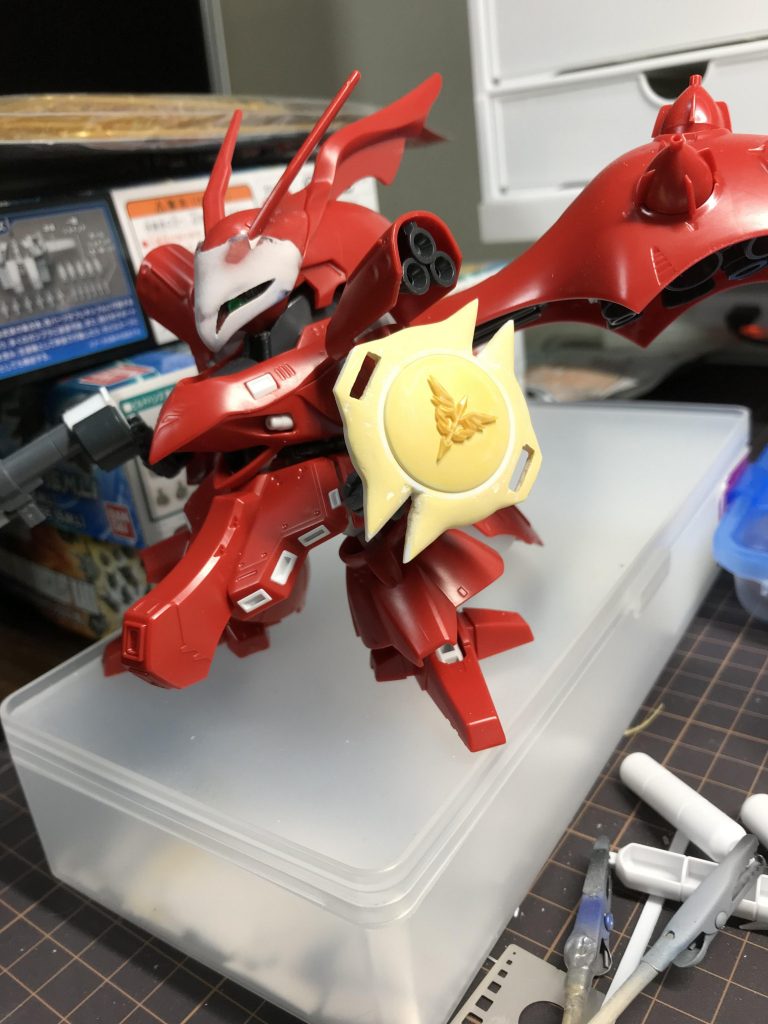 シールドはスクラッチ